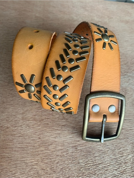 Linea Pelle Accessories - Linea Pelle Tan Leather Studded Belt with Brass Accents Size Small